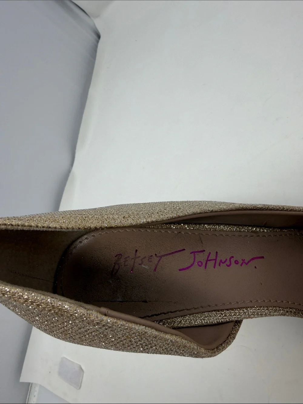 Betsey Johnson Champagne Glitter Bow Pointed-Toe Heeled Pumps Size 7